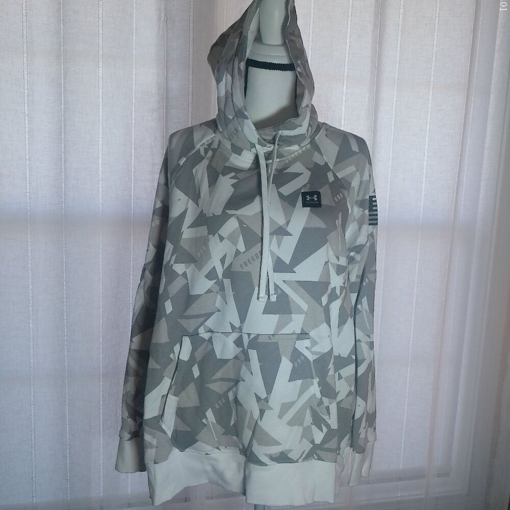 UNDER ARMOUR Long Sleeve Hooded "Freedom" Sweatshirt White/Gray XXL